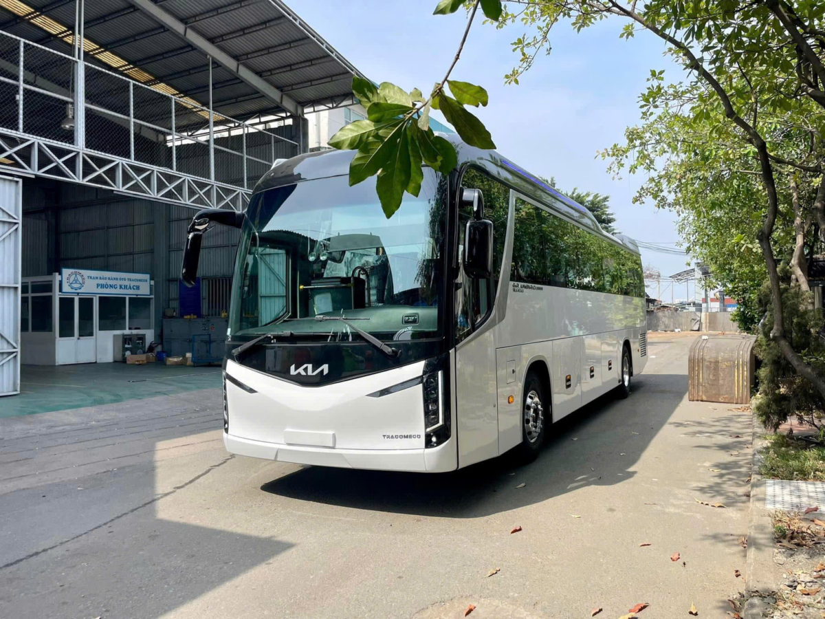 Kia Grand Bird 1200x900 1